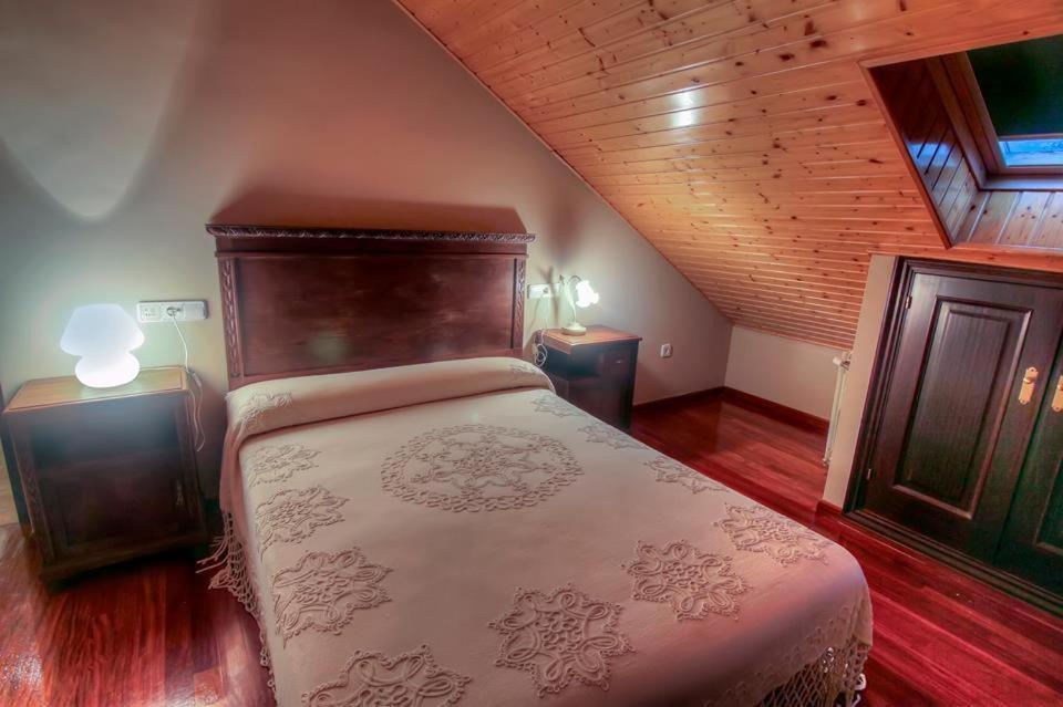 Os Areeiros Turismo Rural & Bodega Guest House Santa Cristina De Cobres Room photo